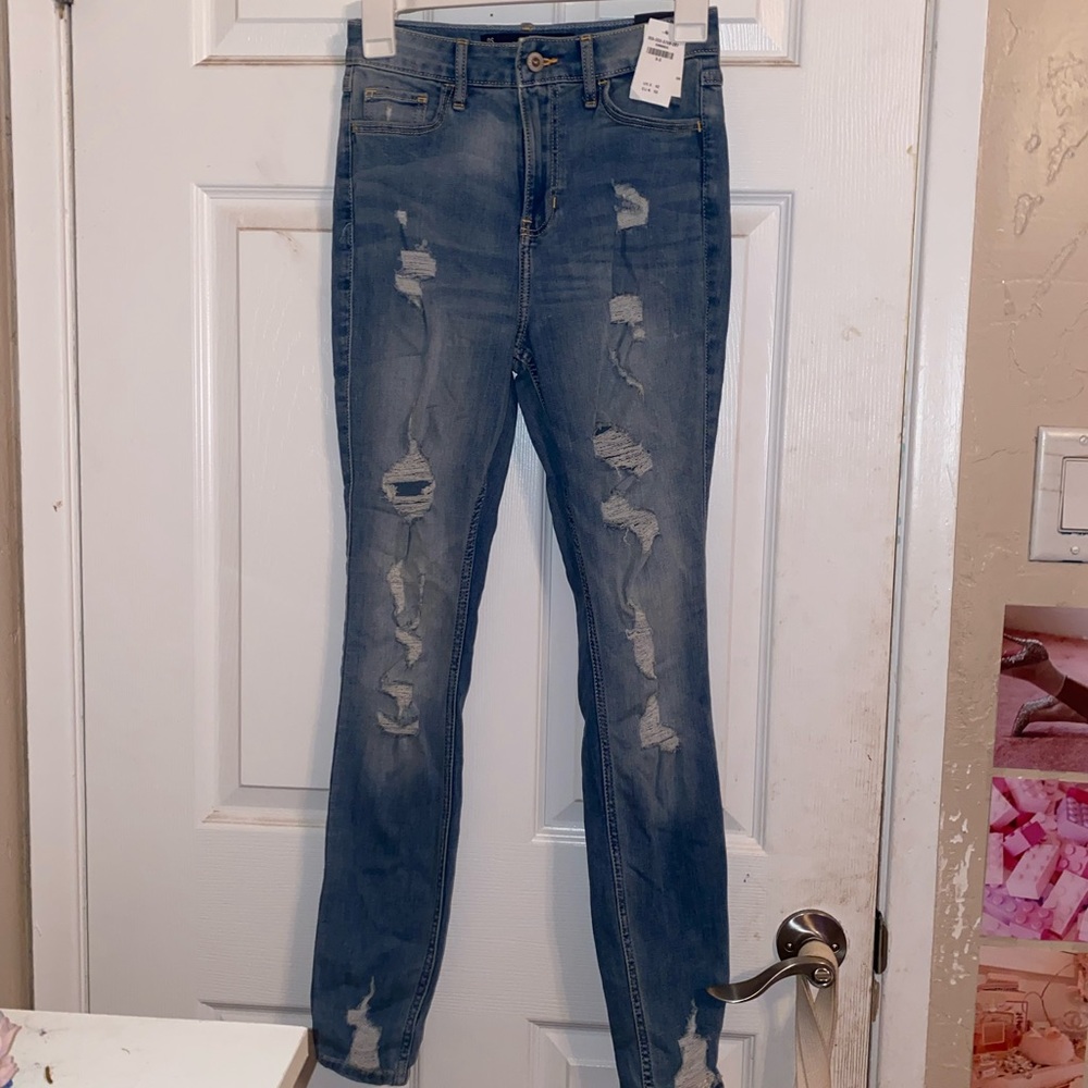 Hollister Ripped Skinny Jeans